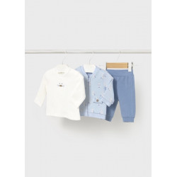 Chándal con camiseta...